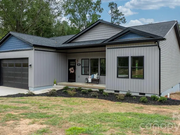 2237 Ashwood St, Maiden, NC 28650