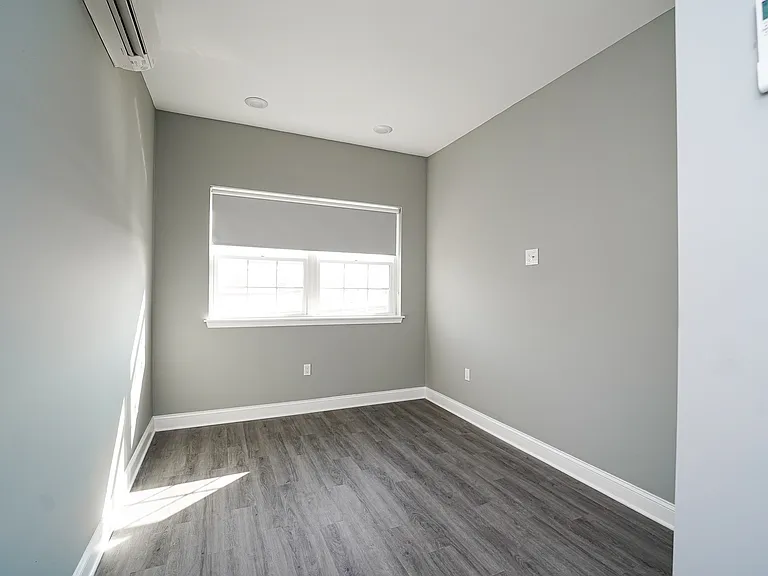 4665 Paul St #1 — Photo 11