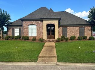462 Pinebrook Cir, Brandon, MS 39047