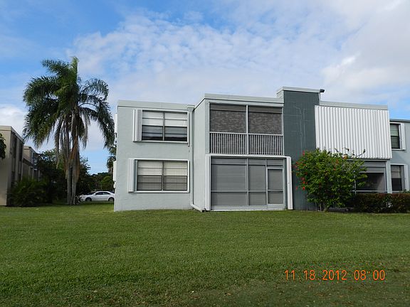 Porch has hurricane shutters also!