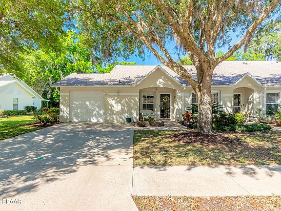 2nd image of 3011 Oak Hammock Dr