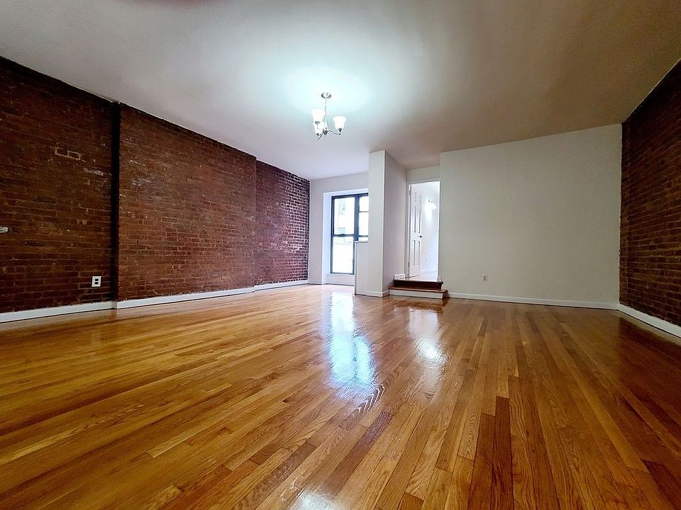 1st image of 31 W 74th St #3B