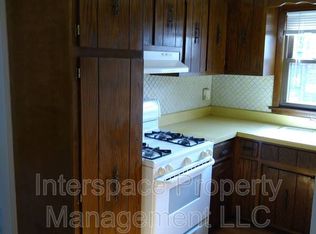 7017 99th St APT 2E, Chicago Ridge, IL 60415