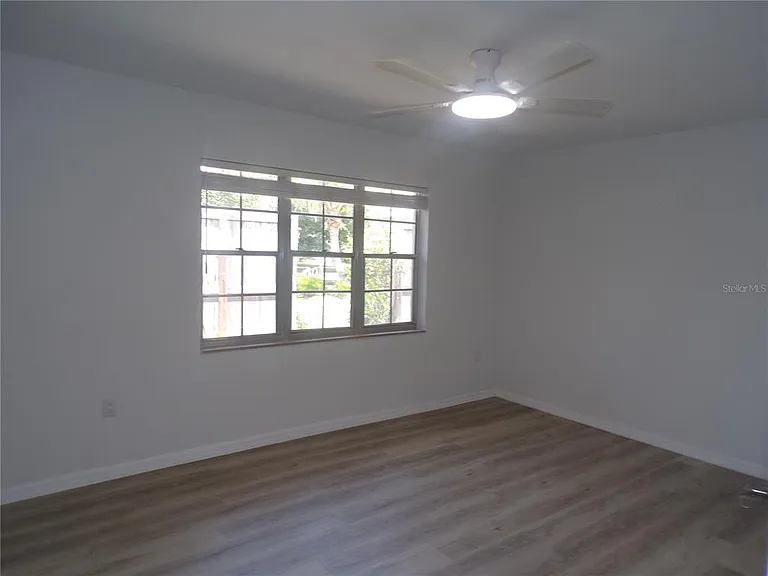 421 Orchid Dr — Photo 13