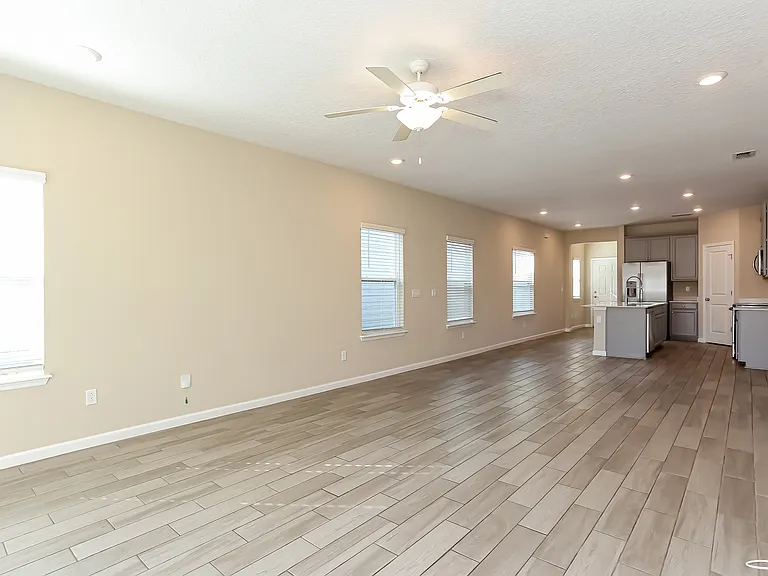 2111 Major Oak St — Photo 4