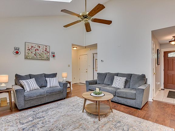 5th image of 159 Rhett Drive