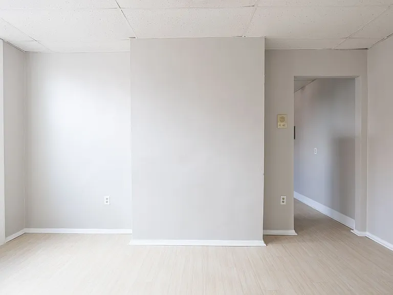 1500 Fallowfield Ave — Photo 38