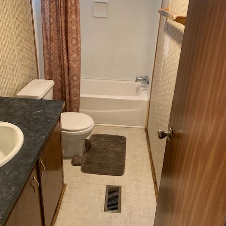 2nd image of 4920 Gaynor Rd