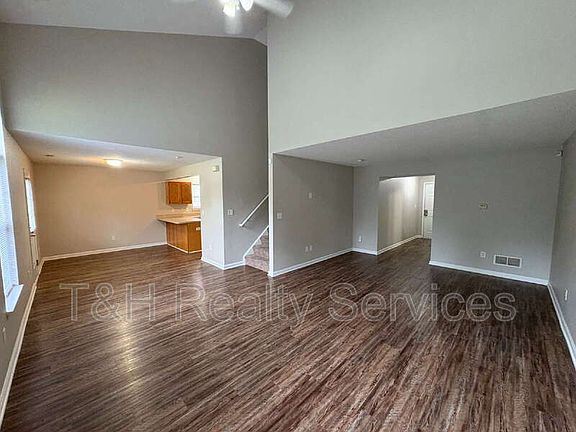 3rd image of 10735 Sterling Apple Dr