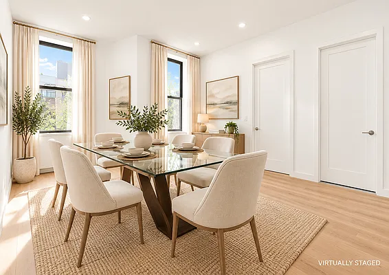 Dining area, photo 1