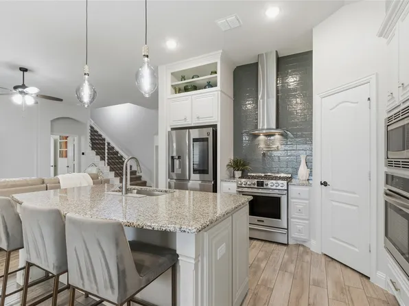 5400 Brazos Ln, Denton, TX 76226