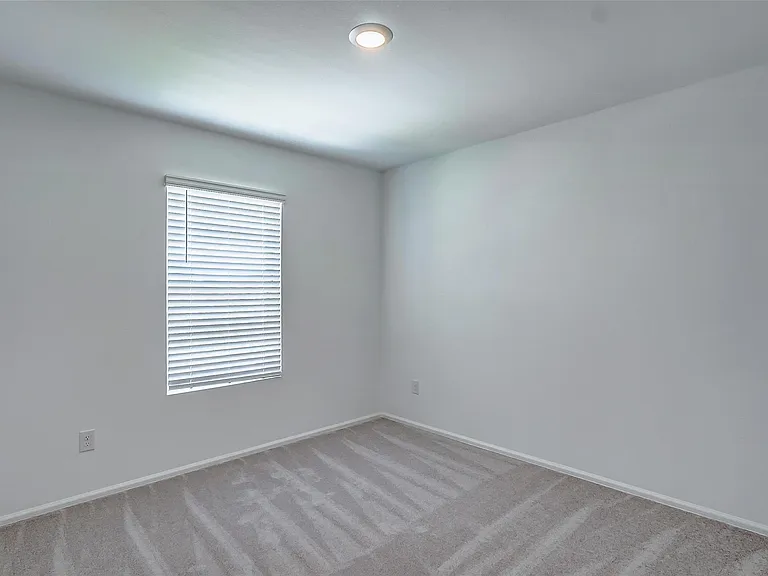 1495 Twilight Green Dr — Photo 19