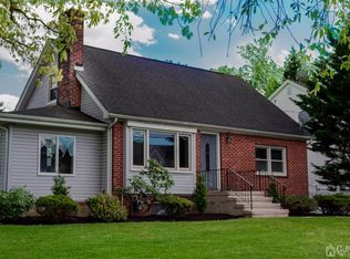 1 Universal Ave, Edison, NJ 08820