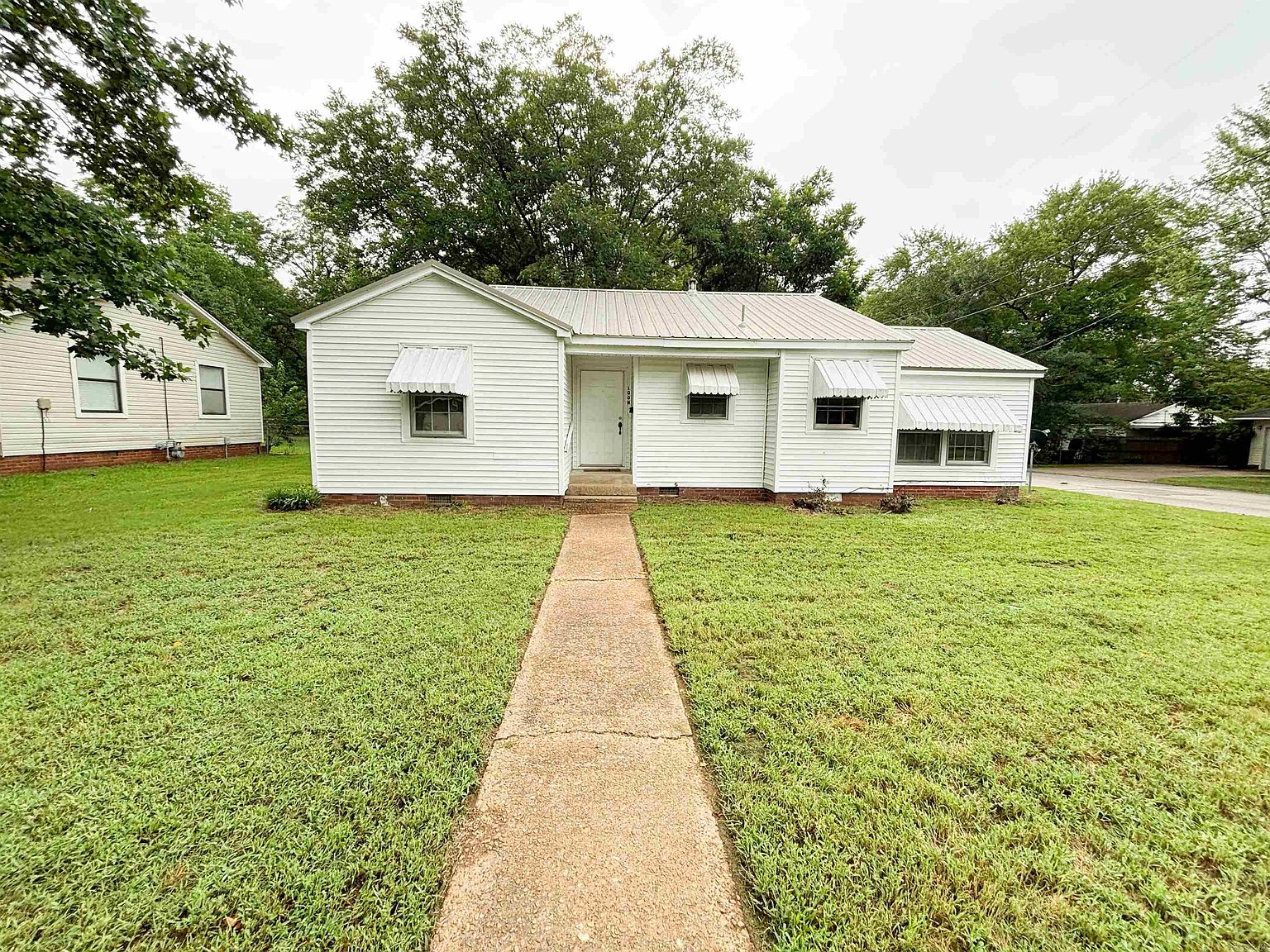 100 N Lucy St, Searcy, AR 72143 | MLS #25029018 | Zillow