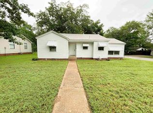 100 N Lucy St, Searcy, AR 72143