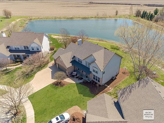 Gorgeous Water & Open Views!