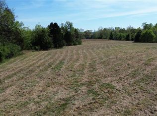 1 Riverside Cir, Eden, NC 27288