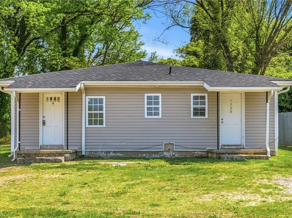 1730 Brooks Ave, High Point, NC 27260