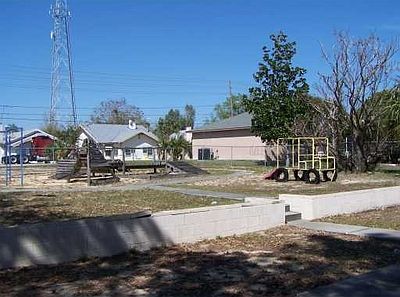 3rd image of 117 Maple Hill Dr