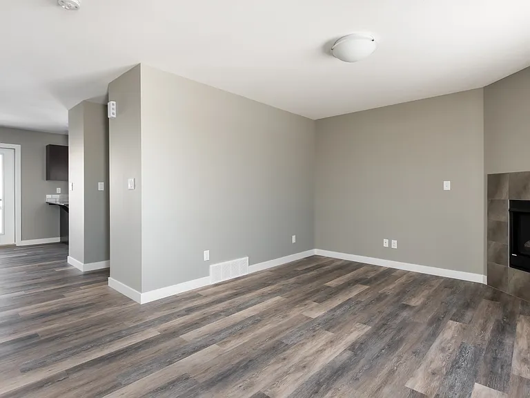 401 Athabasca Ave — Photo 36