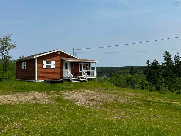 112 Lakeview Ln W, Antigonish, NS B2G 2L3