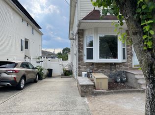 73 Seguine Loop #2, Staten Island, NY 10309