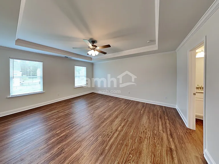 316 Bourne St — Photo 11
