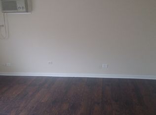 10090 Holly Ln APT 1E, Des Plaines, IL