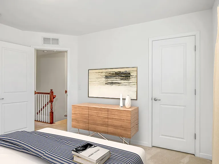 290 Cobblestone Lndg — Photo 15