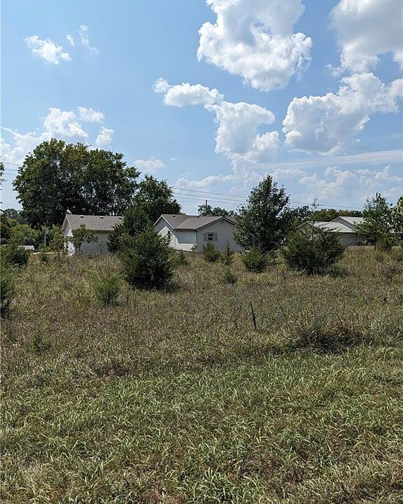 106 Kansas Dr, Linn Valley, KS 66040 MLS 2452969 Zillow