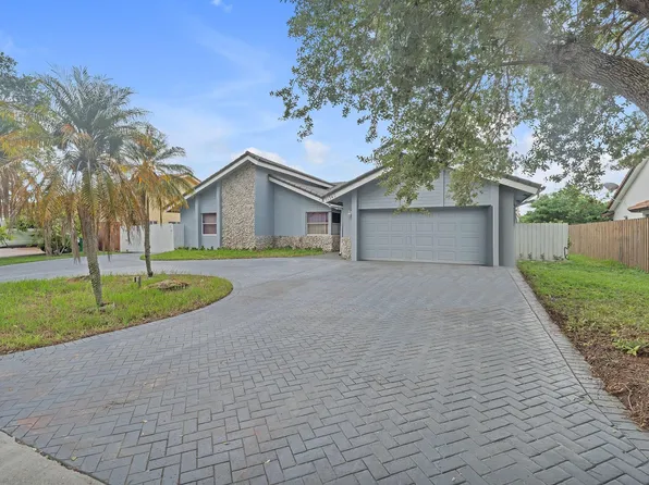 11340 SW 1st Street, Coral Springs, FL 33071