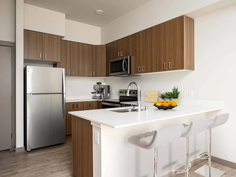 2 Bedrooms 2 Bathrooms