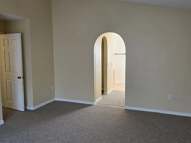 1707 Corner Meadow Cir — Photo 31