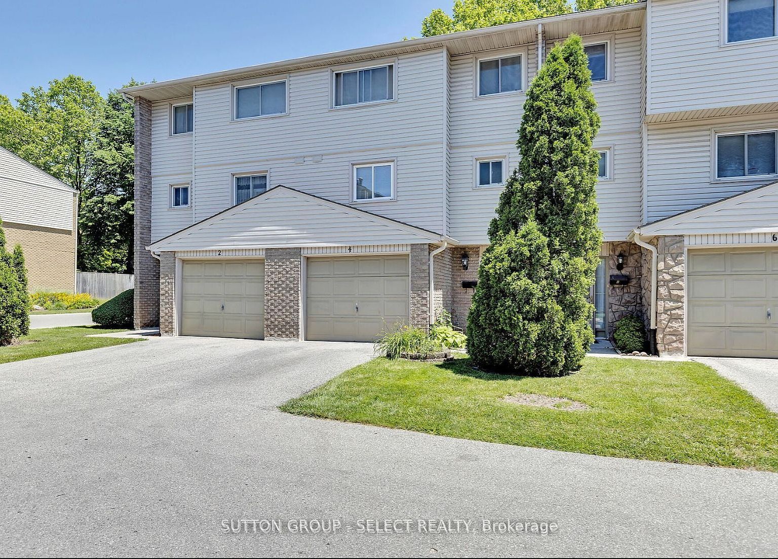 300 Sandringham Cres 4, London, ON N6C 5B4 MLS X9033727 Zillow
