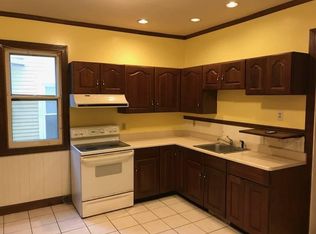 283 Laburnam Cres, Rochester, NY 14620