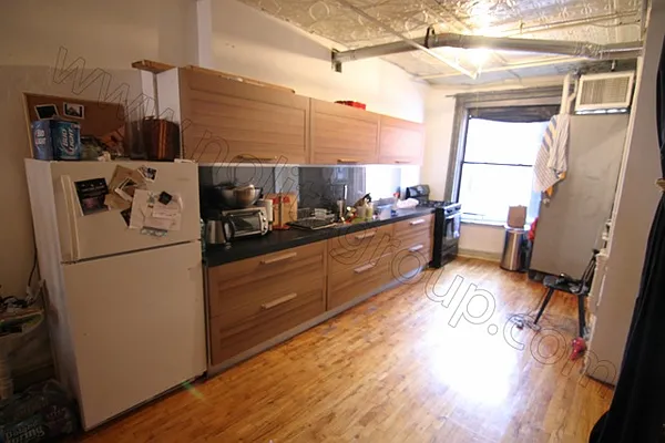 Rented by Nolita Group | media 17