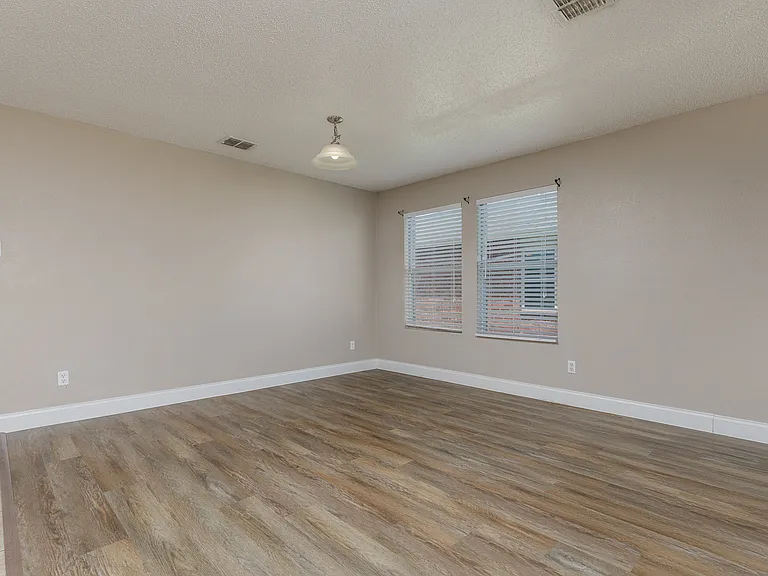 2228 Bradford Pear Dr — Photo 23