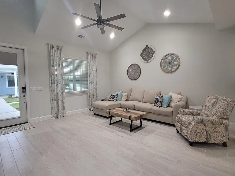 65 Barefoot Ln — Photo 15