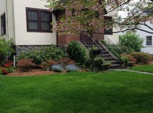 19 Salem St, Greenwich, CT 06830