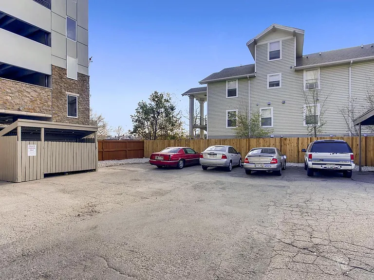 812 City Park Ave #101 — Photo 15