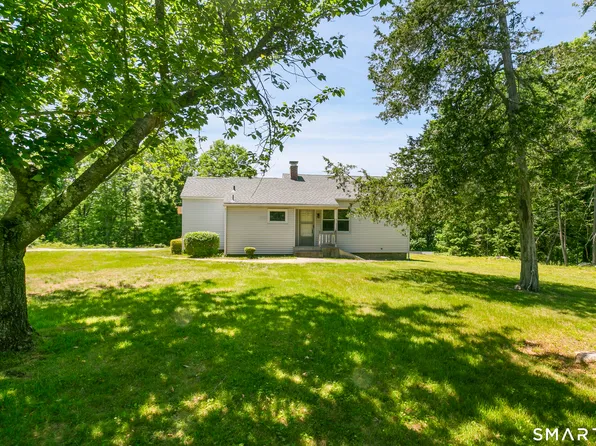 11 Bear Mountain Road, New Fairfield, CT 06812