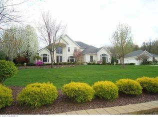 962 Parkside Pl, Mc Donald, OH 44437