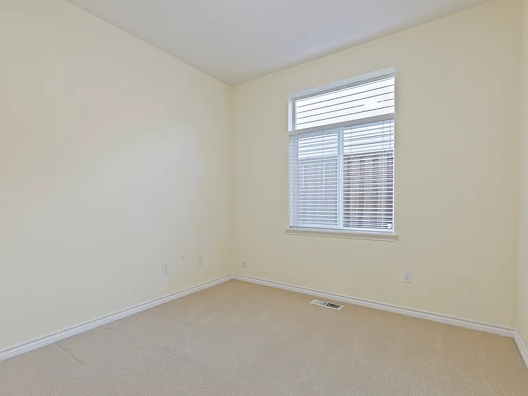 17845 SW Frederick Ln — Photo 6