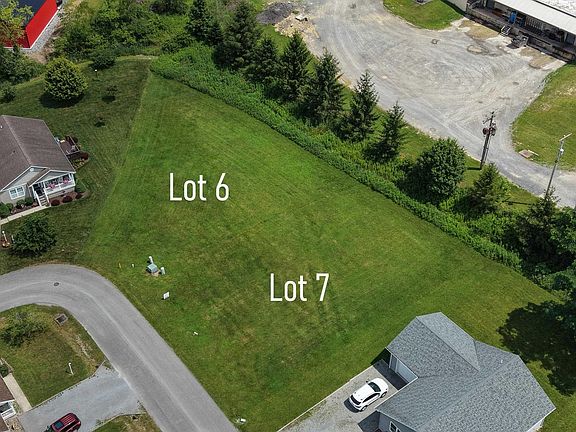 2nd image of 6 Grace Cir