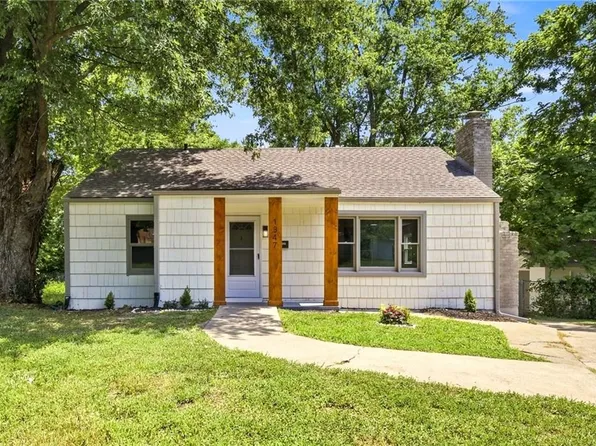 1347 S Hocker Ave, Independence, MO 64055