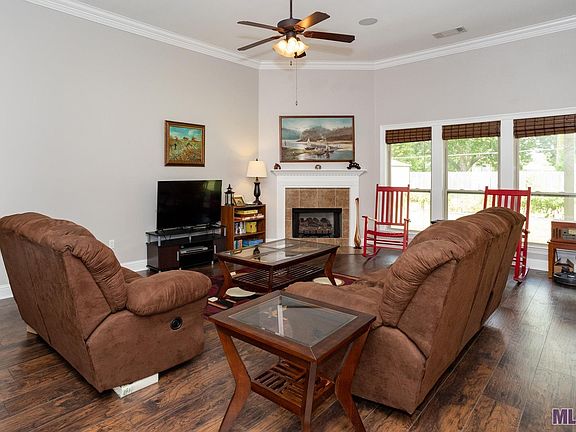 3rd image of 5323 Knight Dr