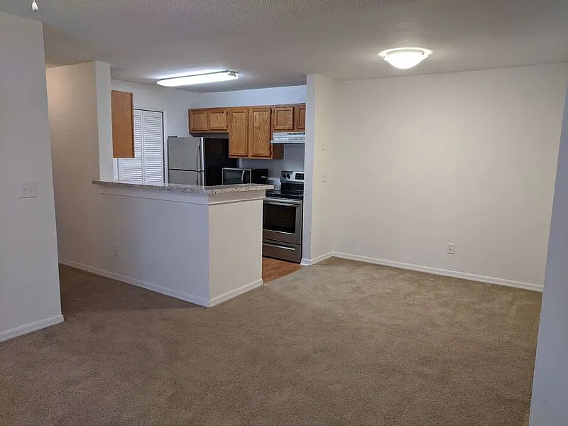 Central Park Condominium — Photo 2