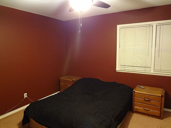 3rd image of 100 Kickapoo St