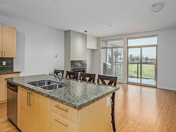 5th image of 6233 London Rd #312