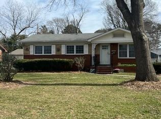 1511 Collier Ct, Charlotte, NC 28205